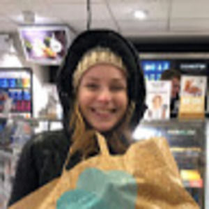 Meet your Posher, Gillian